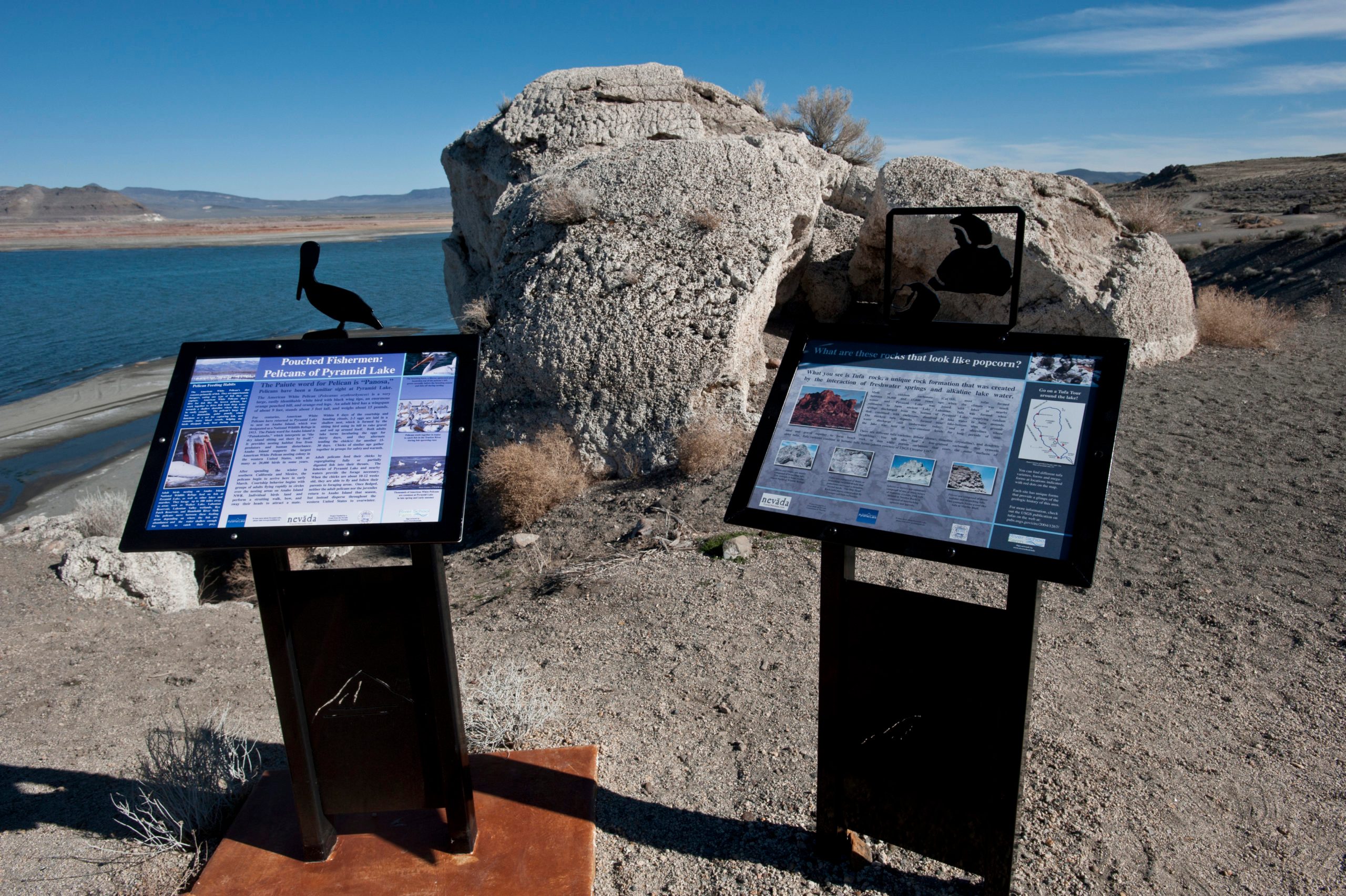 Nevada, Nixon, Pyramid Lake showing Overlook with informational signs