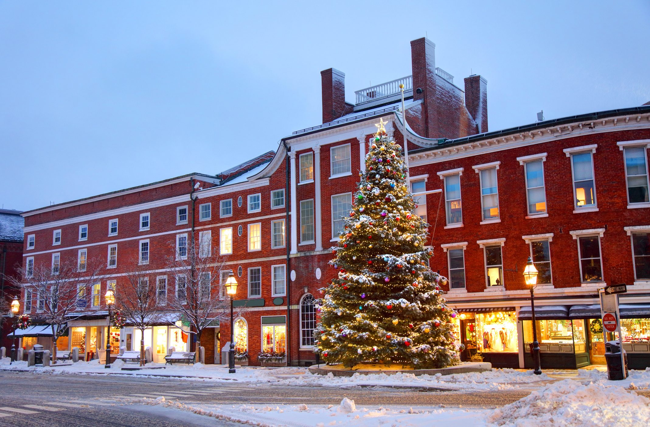 The Best Christmas Towns in America You Should Visit at Least Once